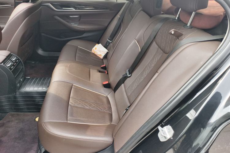 Used BMW 5 Series 2021 525Li Luxury Package