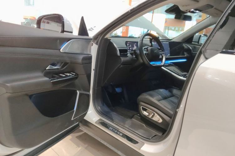 Used XPeng G9 2022 570 Plus Driver Seat