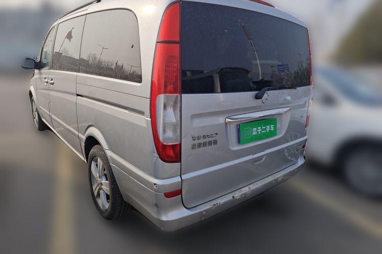 Used Mercedes-Benz Viano 2010 2.5L Luxury Edition