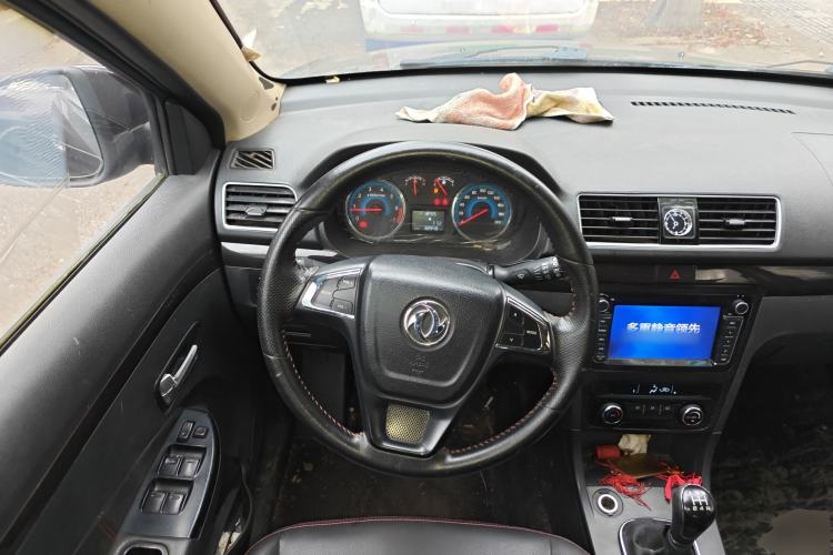 Used Dongfeng Fengon 370 2016 1.5L Manual Standard Edition SFG15-02 7 Seats