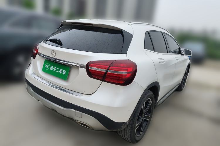 Used Mercedes-Benz GLA 2018 GLA 200 Fashion Model Rear Right 45 Deg