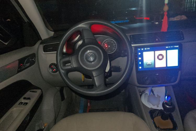 Used Volkswagen Bora 2012 1.6L Manual Fashion Edition Steering Wheel