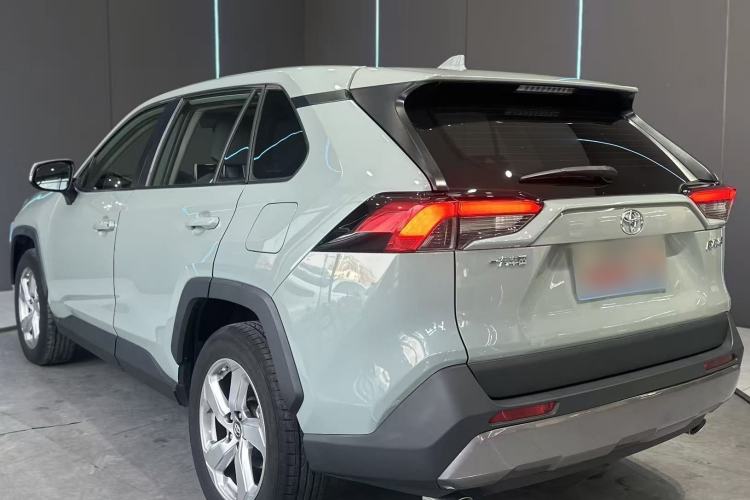 Used Toyota RAV4 2020 2.0L CVT Two-Wheel Drive Fashion Edition