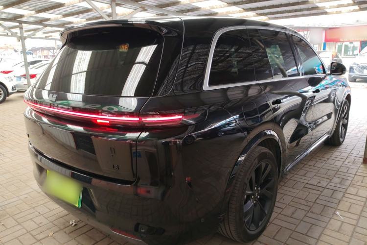 Used Li Auto L8 2023 Pro Model
