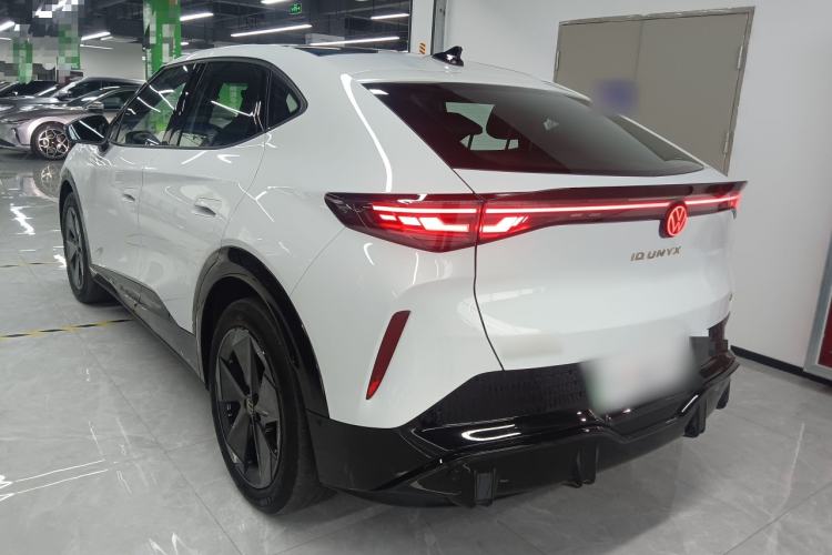 Used Volkswagen ID.UNYX 2024 Pro Long-Range Version Rear Left 45 Deg