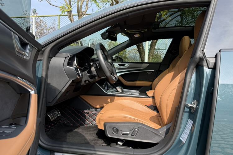 Used Audi A7L 2022 55 TFSI quattro S-line Edition One First Edition
