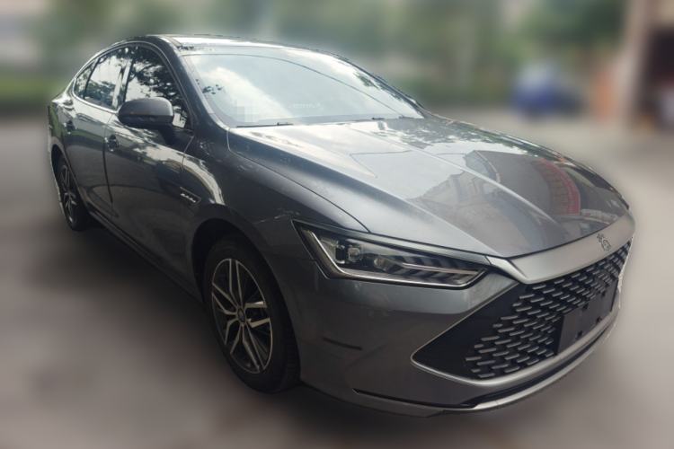 Used BYD Qin PLUS 2021 DM-i 120KM Prestige Model Front Right 45 Deg