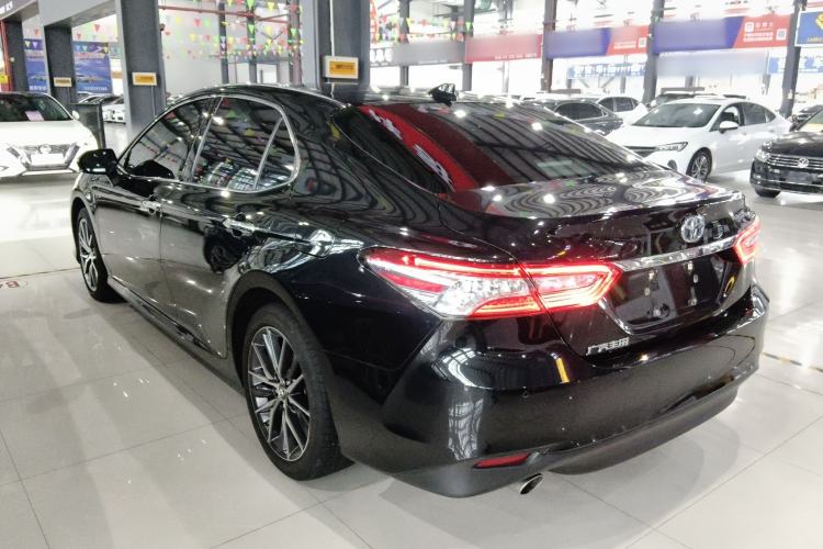 Used Toyota Camry 2021 Dual-Motor 2.5HG Luxury Edition Exterior 2