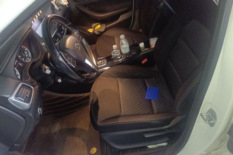 Used Infiniti QX30 2017 1.6T Two-Wheel-Drive Sport Edition