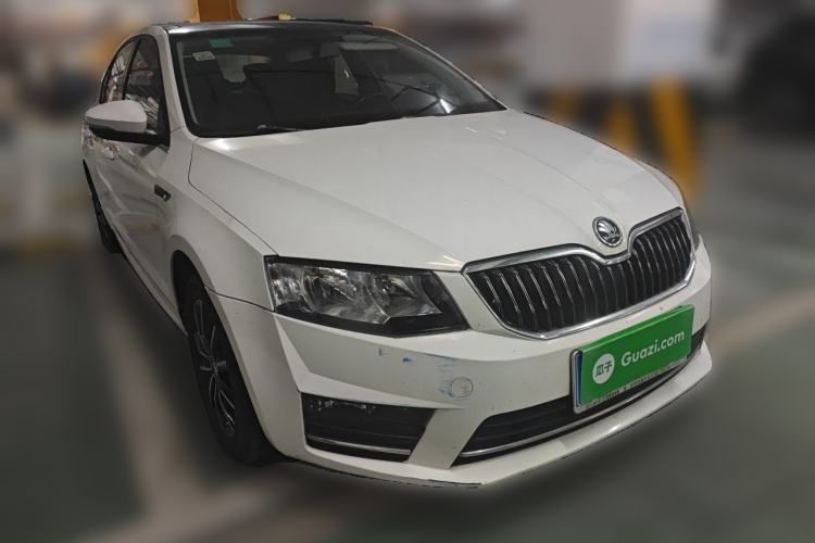 Used Skoda Octavia 2017 1.6L Automatic Smart Drive Edition
