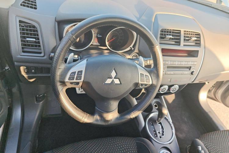 Used Mitsubishi ASX 2013 2.0L CVT Four-Wheel Drive Premium Edition
