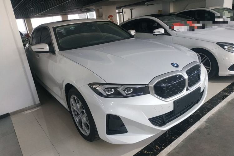 Used BMW i3 2024 eDrive 35 L
