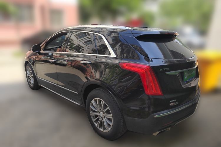 Used Cadillac XT5 2018 28T Four-Wheel Drive Luxury Model Rear Left 45 Deg