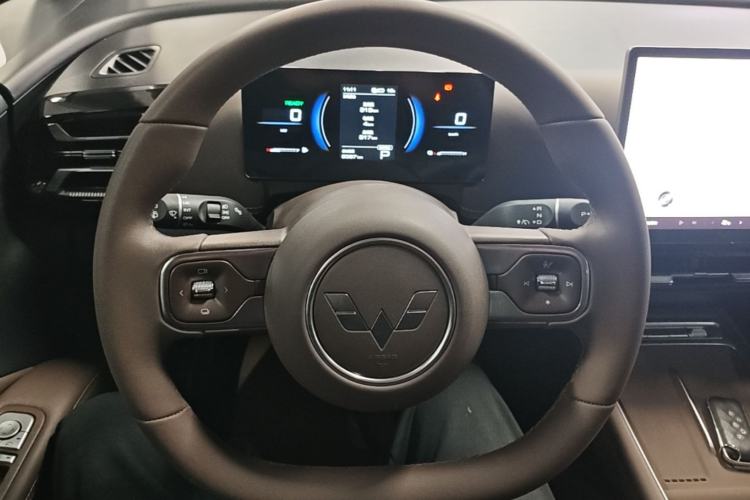 Used Wuling Starlight 730 2025 Model Plug-in Hybrid 125km Luxury Edition