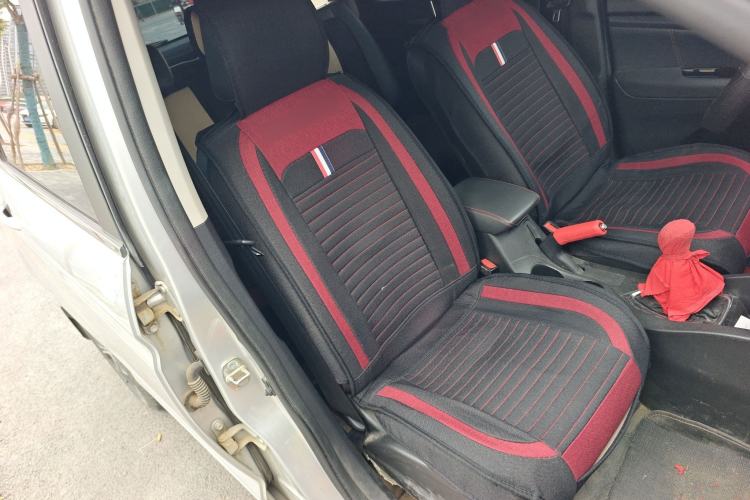 Used CHANGAN KAICHENG Oushang A600 2016 1.5L Manual Luxury 7-Seater Right Front Seat