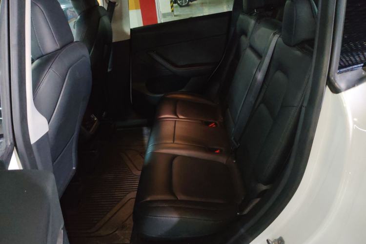 Used Tesla Model Y 2021 Long-Range All-Wheel-Drive Version
