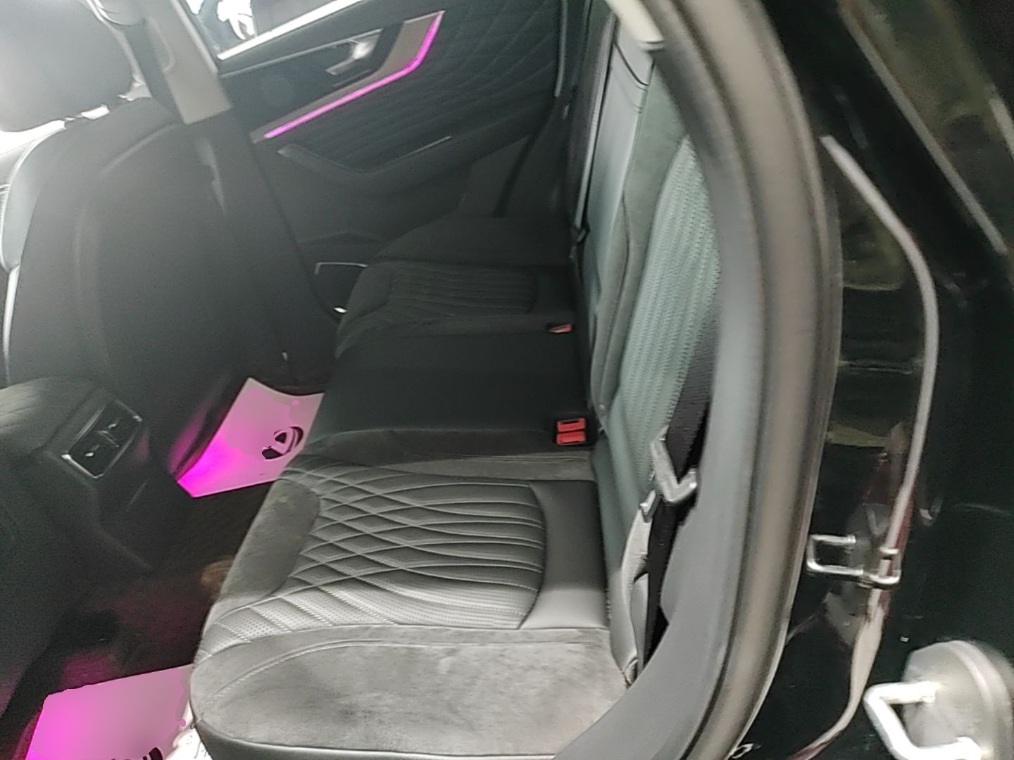 Hongqi HS5 2022 Revised Version 2.0T Smart Connect Flagship Edition — снимка 20
