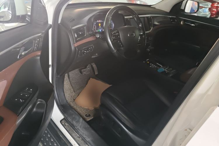 Used GAC Trumpchi GS8 2017 320T Two-Wheel Drive Luxury Smart Connectivity Version (7 Seats) Driver Seat