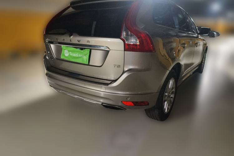 Used Volvo XC60 2015 T5 Smart Upgrade Model Rear Right 45 Deg