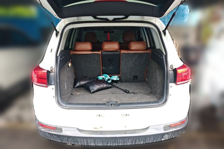 Used Volkswagen Tiguan 2015 1.8TSI Automatic Two-Wheel Drive Trend Edition Trunk