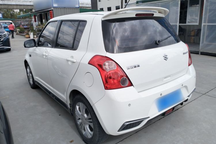 Used Suzuki Swift 2016 1.5L Manual Fashion Model
