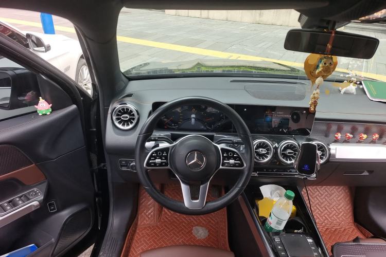 Used Mercedes-Benz GLB 2020 Updated GLB 200 Dynamic Edition Steering Wheel