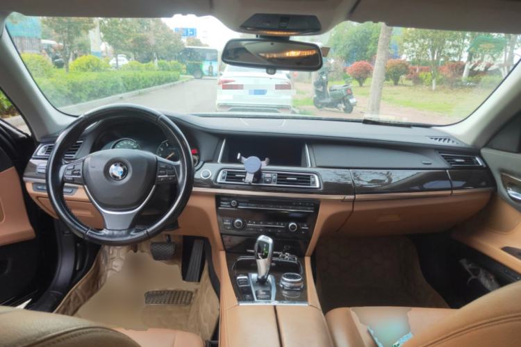 Used BMW 7 Series 2014 730Li Premium Edition
