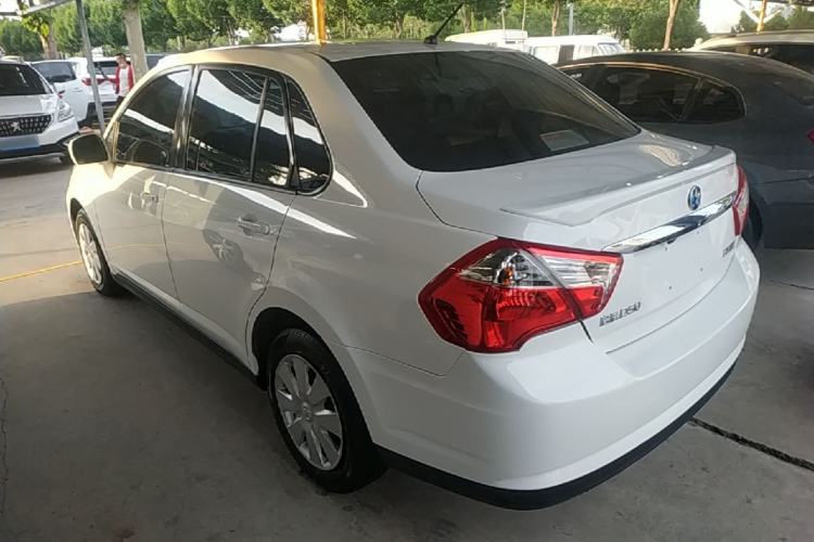 Used Venucia D50 2015 1.6L Automatic Fashion Edition