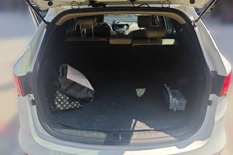 Used Hyundai Santa Fe 2013 2.4L Automatic Two-Wheel Drive Smart Version