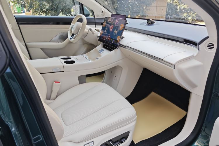 Used Hima Luxeed R7 2026 Model Range-Extending Max