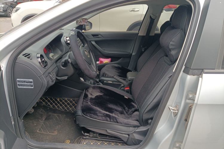 Used Volkswagen Jetta 2017 1.5L Manual Fashion Edition