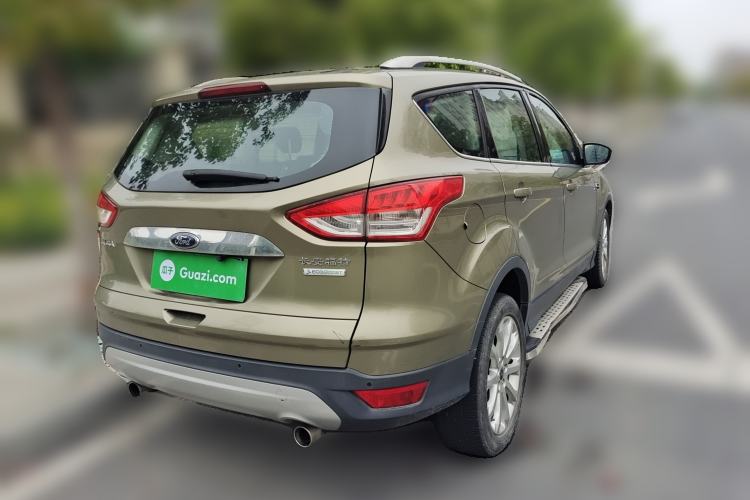 Used Ford Kuga 2013 1.6L GTDi Two-Wheel-Drive Trend Model Rear Right 45 Deg