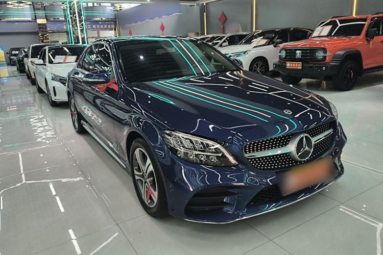 Used Mercedes-Benz C-Class 2020 C 260 L Sport Edition Front Right 45 Deg