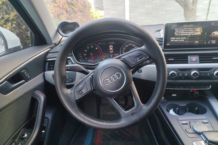 Used Audi A4L 2018 30th Anniversary Edition 40 TFSI Trendy Model