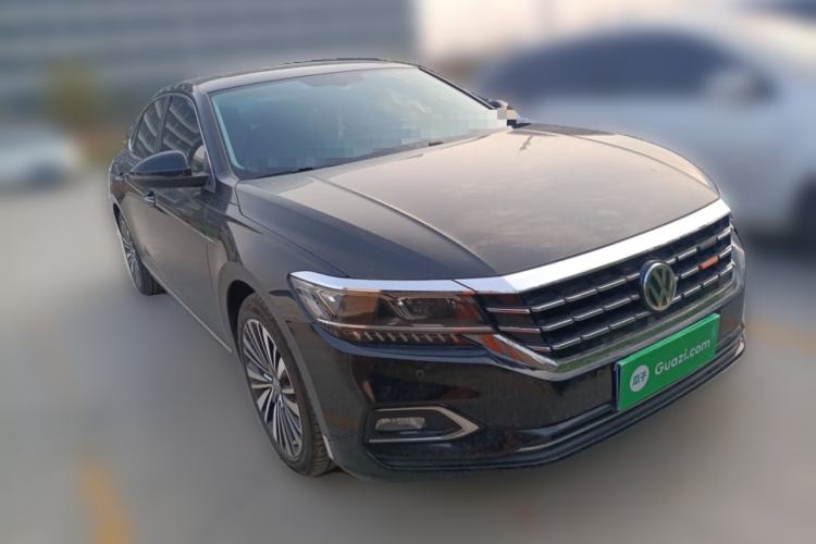 Used Volkswagen Passat 2020 330TSI Luxury Edition China VI
