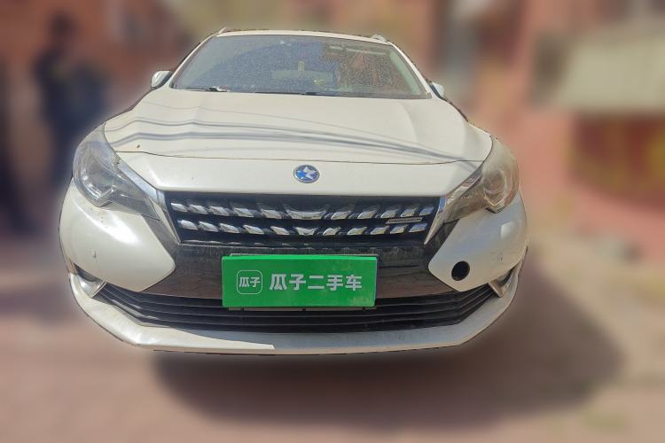 Used Venucia T90 2017 2.0L CVT Smart Edition Front