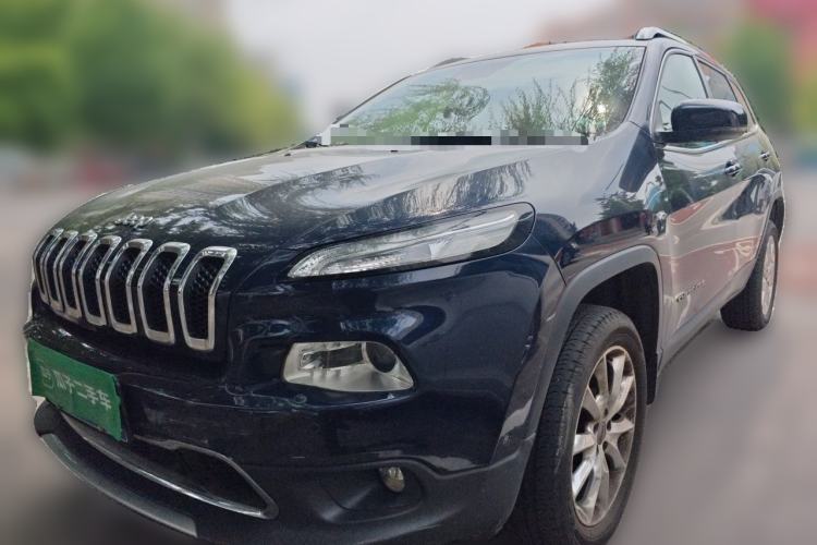 Used Jeep Cherokee 2014 2.4L Elite Edition Guazi used car, China used car export, Used car for sale, Used  cars, Cheapest cars for sale