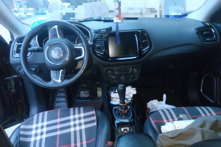 Used Jeep Compass 2019 220T Automatic Family Edition
