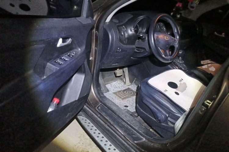 Used Kia Sportage R 2012 2.0L Automatic Two-Wheel Drive GL Trim
