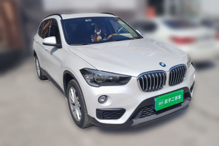 Used BMW X1 2019 sDrive18Li Fashion Model Front Right 45 Deg