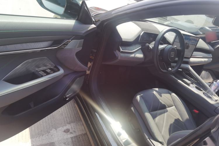 Used Zeekr 001 2023 WE Edition 100 kWh
