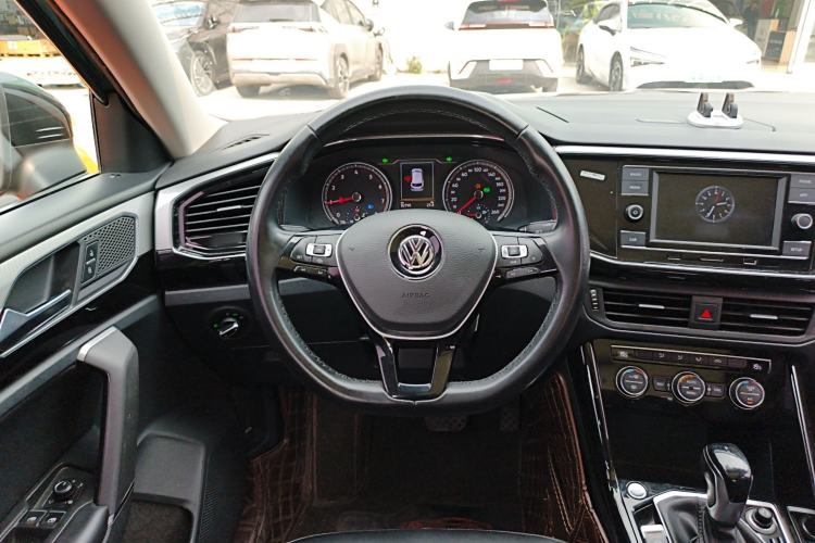 Used Volkswagen Tayron 2019 Teramont Edition 280TSI Two-Wheel Drive Luxury Model China VI Standard Steering Wheel