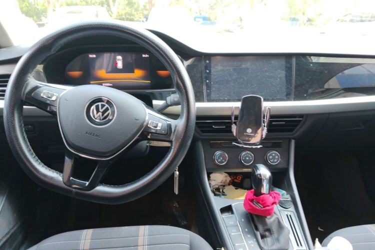 Ojetý Volkswagen Lavida 2022 280TSI DSG Comfort Edition