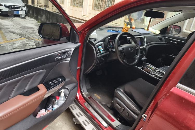 Used GAC Trumpchi GS7 2017 320T Two-Wheel-Drive Luxury Model
