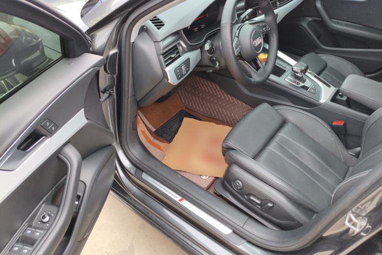 Used Audi A4L 2022 40 TFSI Fashion Dynamic Model
