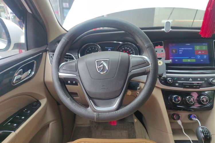 Used Baojun 730 2016 1.5L Manual Comfort Version 7 Seats China V Emission Standard