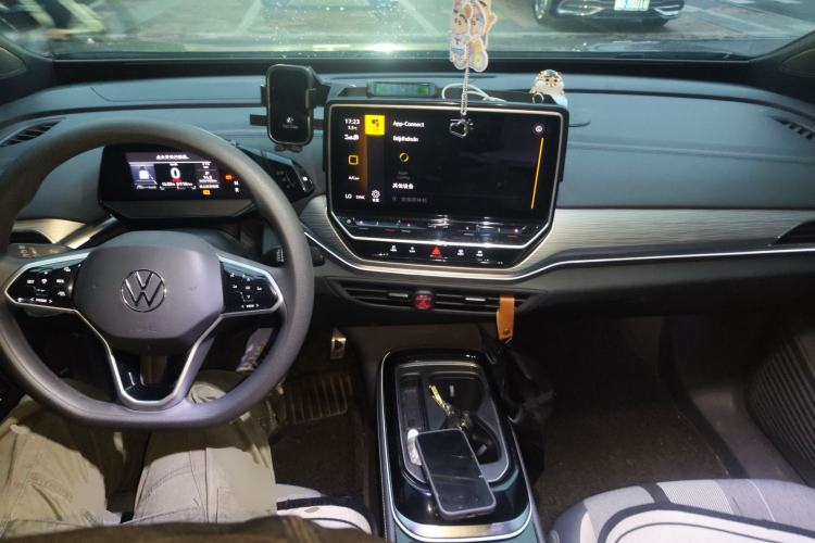 Used Volkswagen ID.4 CROZZ 2022 Pure Edition Limited Edition Center Console