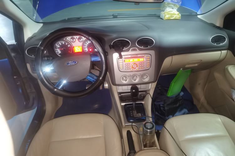 Used Ford Focus 2011 Hatchback 1.8L Automatic Fashion Edition
