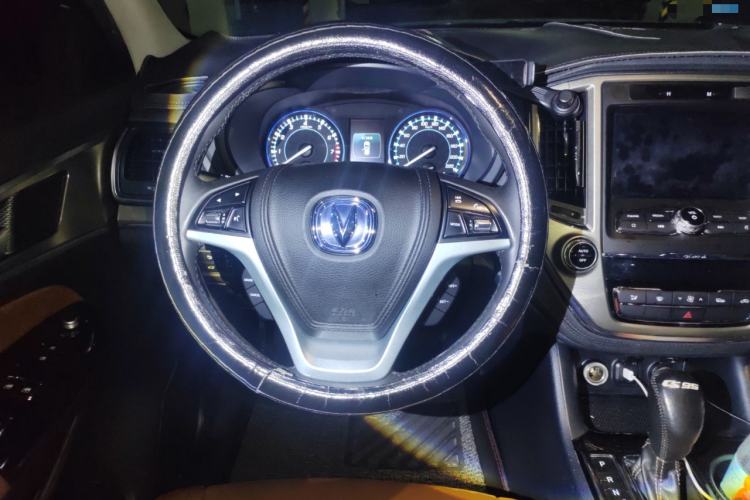 Used CHANGAN CS95 2017 2.0T Four-Wheel Drive SmartDrive Edition