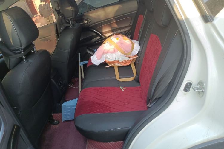 Used GAC Trumpchi GS4 2019 270T Automatic Two-Wheel Drive Luxury Smart Connectivity Model Left Rear Seat